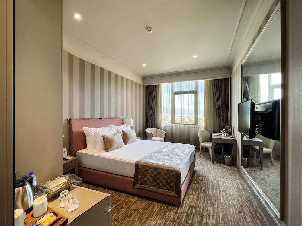 Kaya Izmir Thermal And Convention