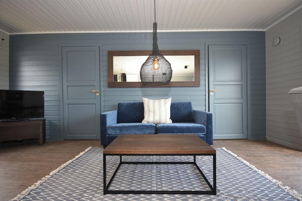 Lankanholmen Sea Cabins