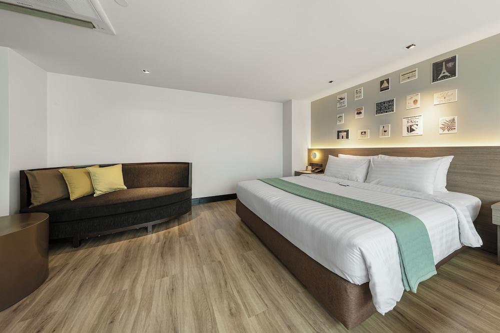 Golden Tulip Mandison Suites