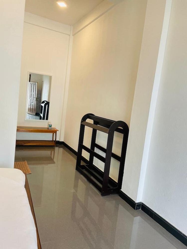 Guitar Bay Arugambay