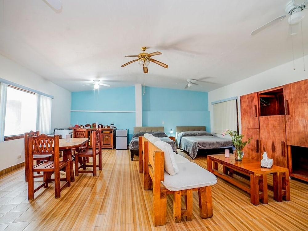 Nido de Colibrí Hotel Relax