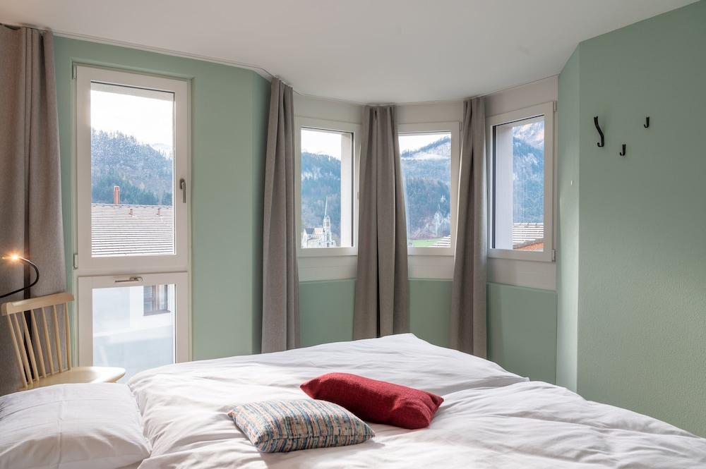 Emma's Hotel - Bed & Breakfast Self Check-in Hotel