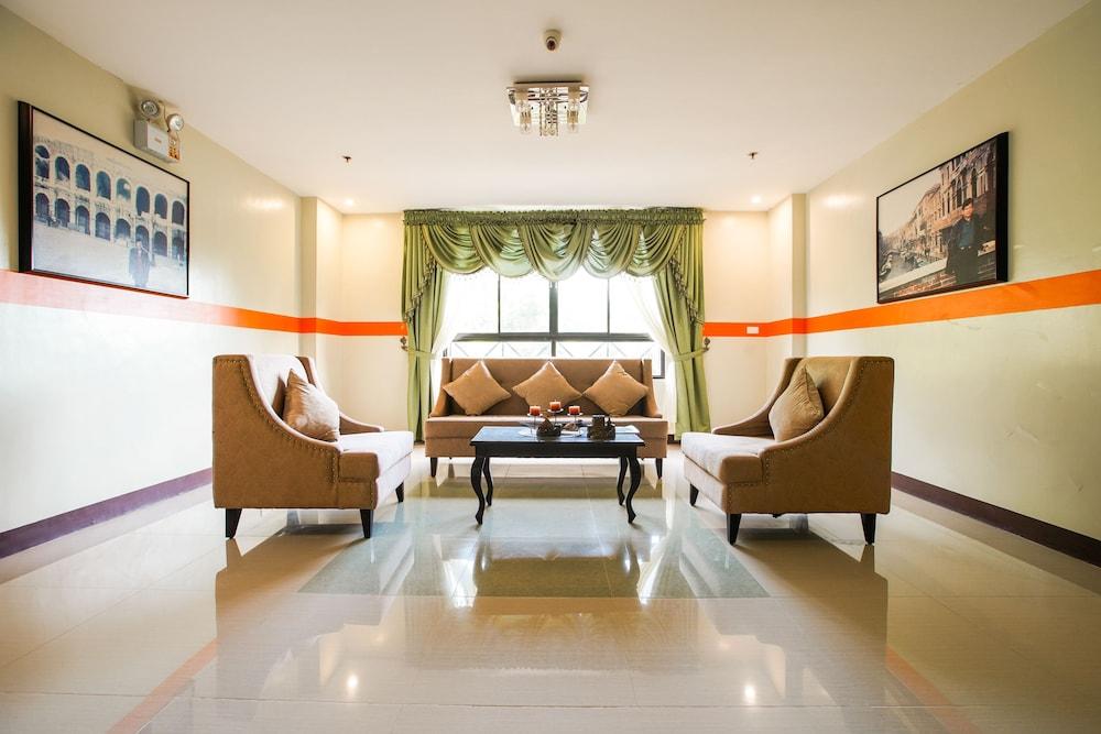 OYO 236 Hotel Edmundo