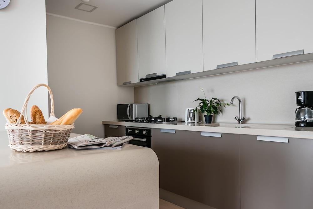 Dazzling Apartment Ocean View