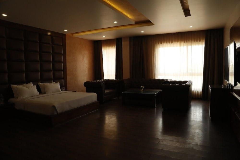 Hotel New York Plaza