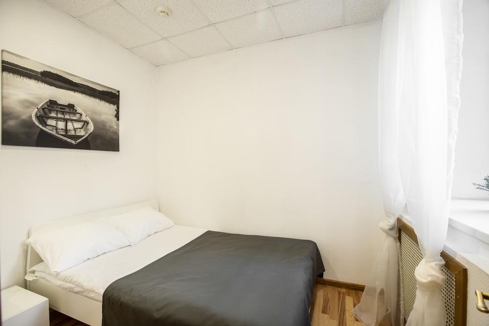 RedHouse Studio Apartment