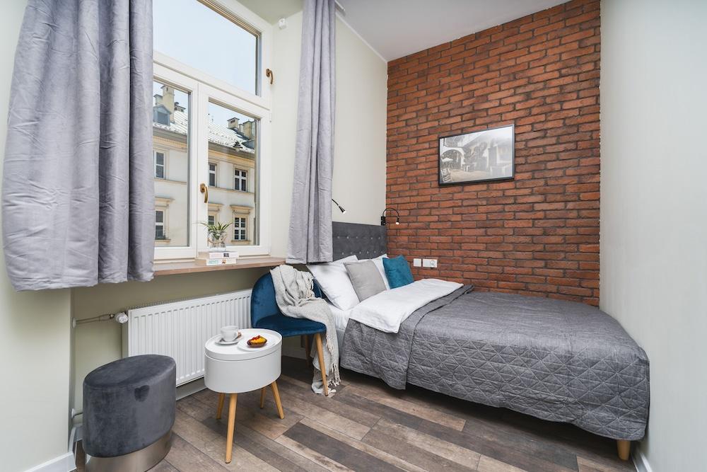 Liv Apartments Old Town