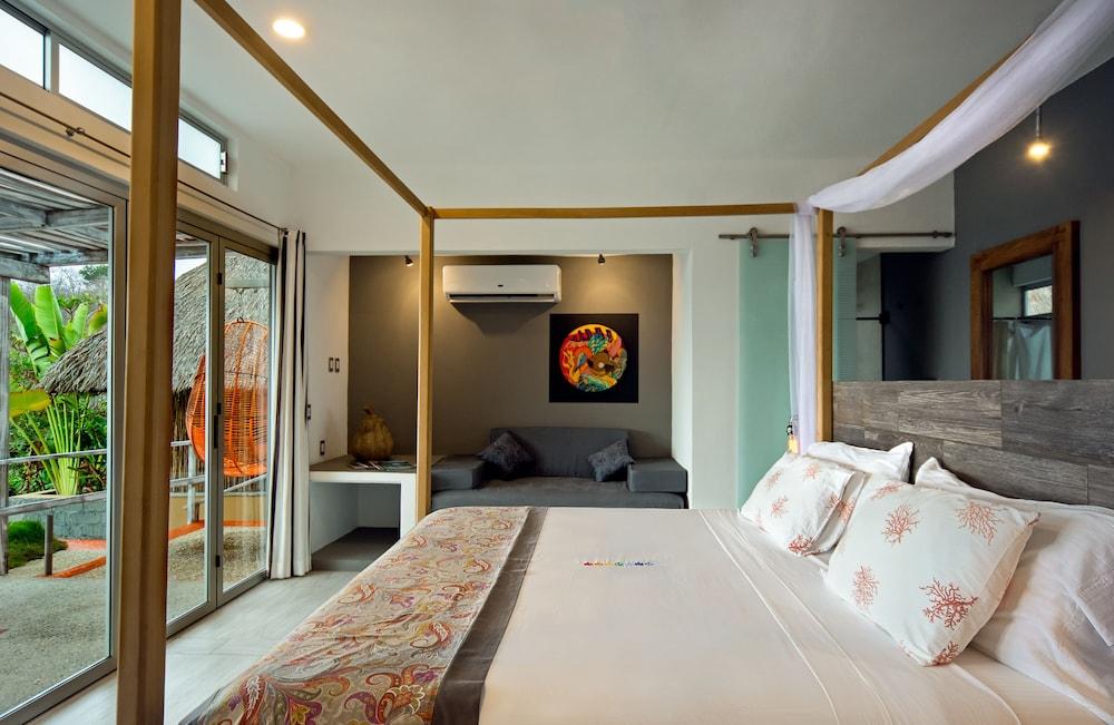 Villa Aikia Adults Only