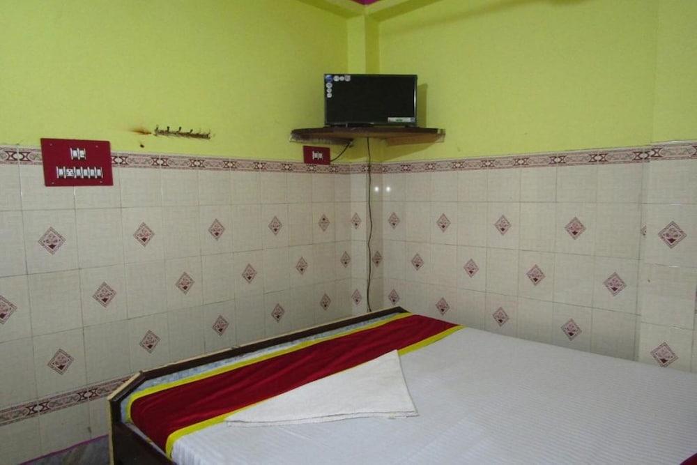 Goroomgo Neelachal Lodge Puri