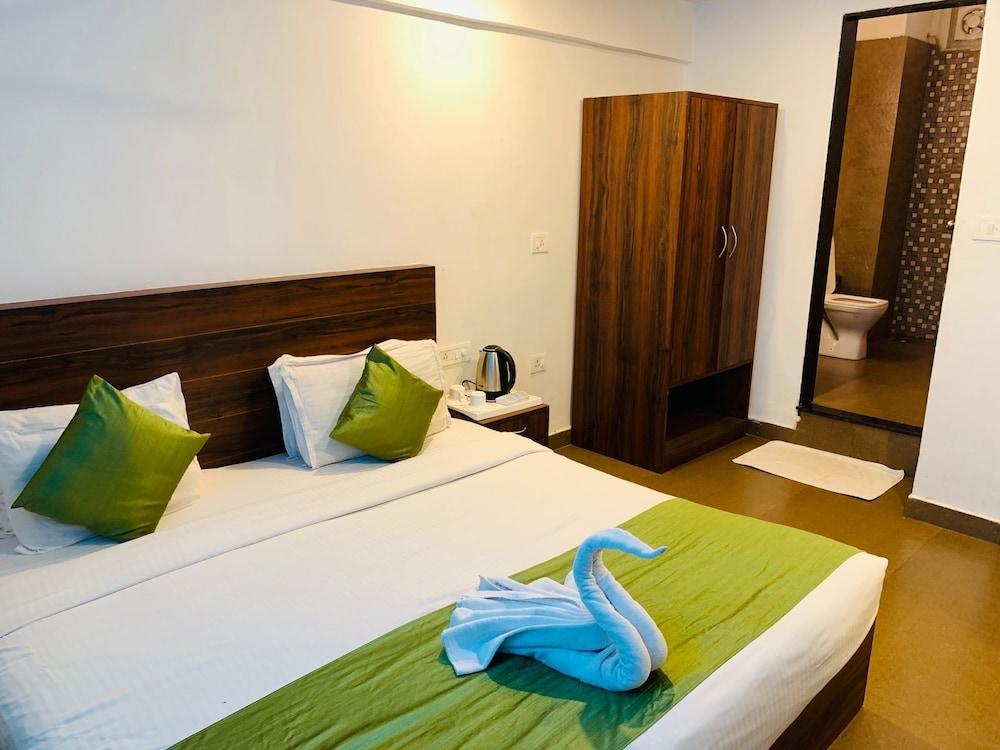 Hotel Miramar, Miramar Beach, Goa