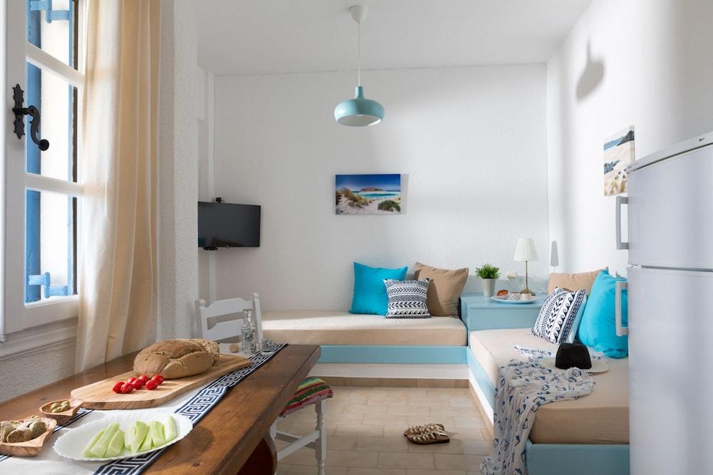 Ferma Hill Apartments