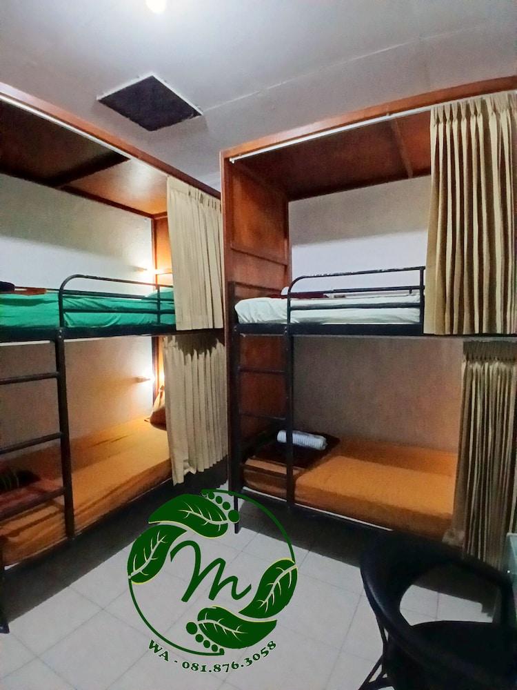 Moshi-Moshi - Hostel