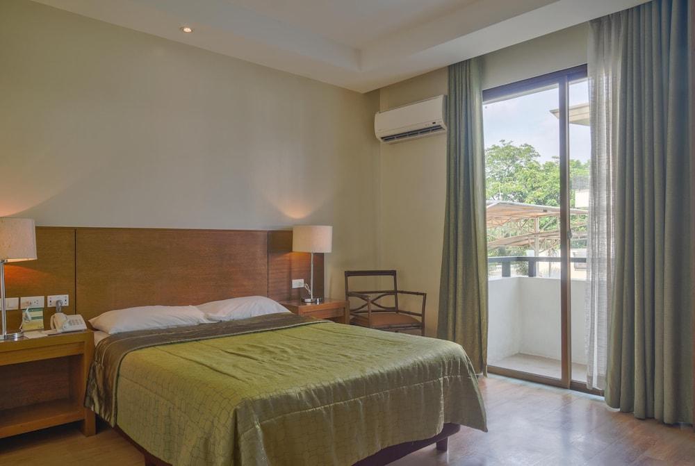 Mansion Garden Hotel