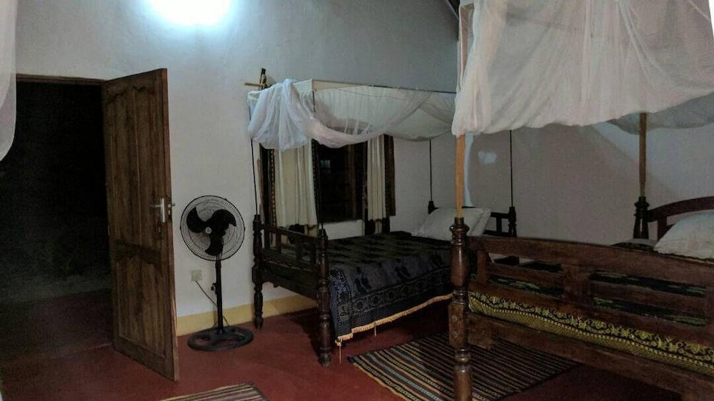 Kilindoni Sea View Bungalows