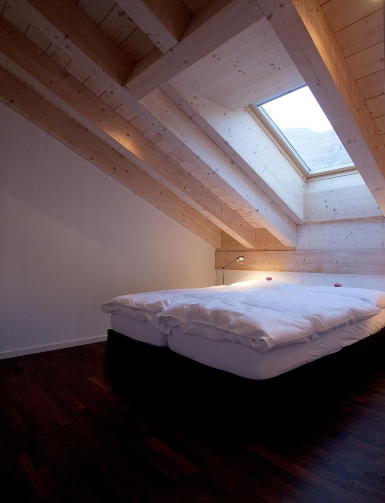 Chalet Altesse Serviced Apartments