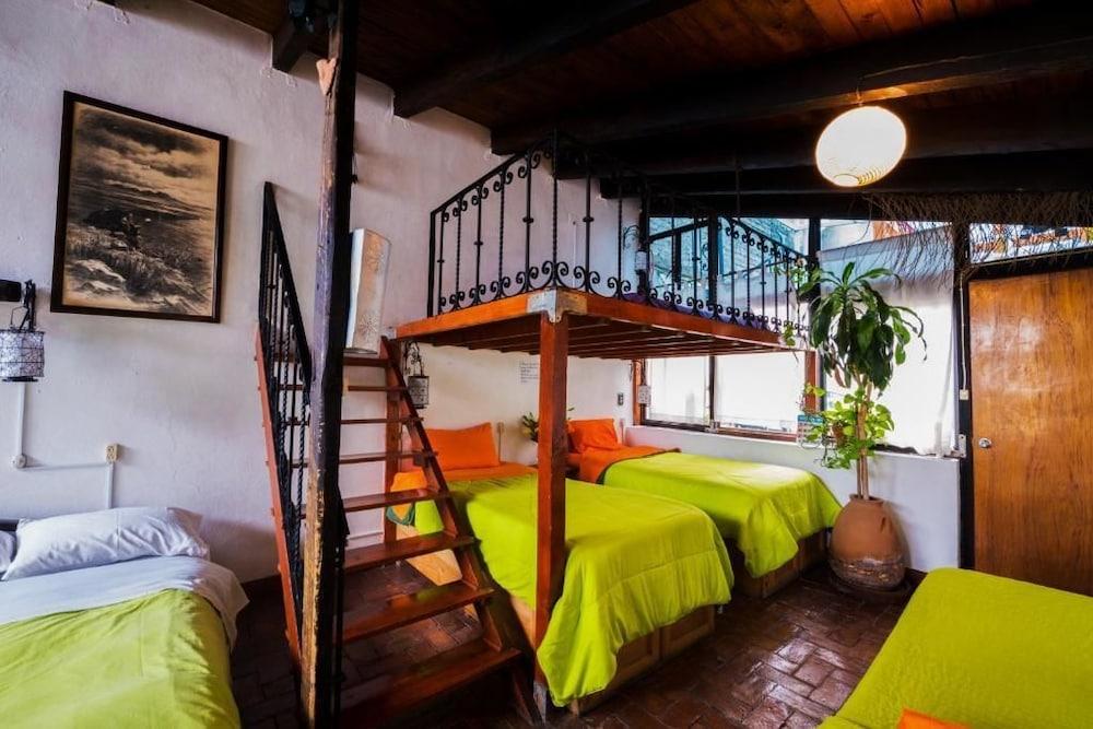Hostel Mexico DF Airport