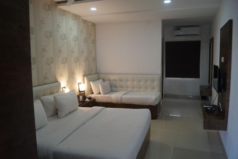 Touchwood Resort Indore