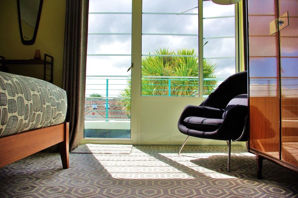 Twentieth Century B&B