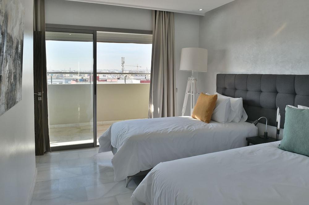 Suites Hotel Le Yacht