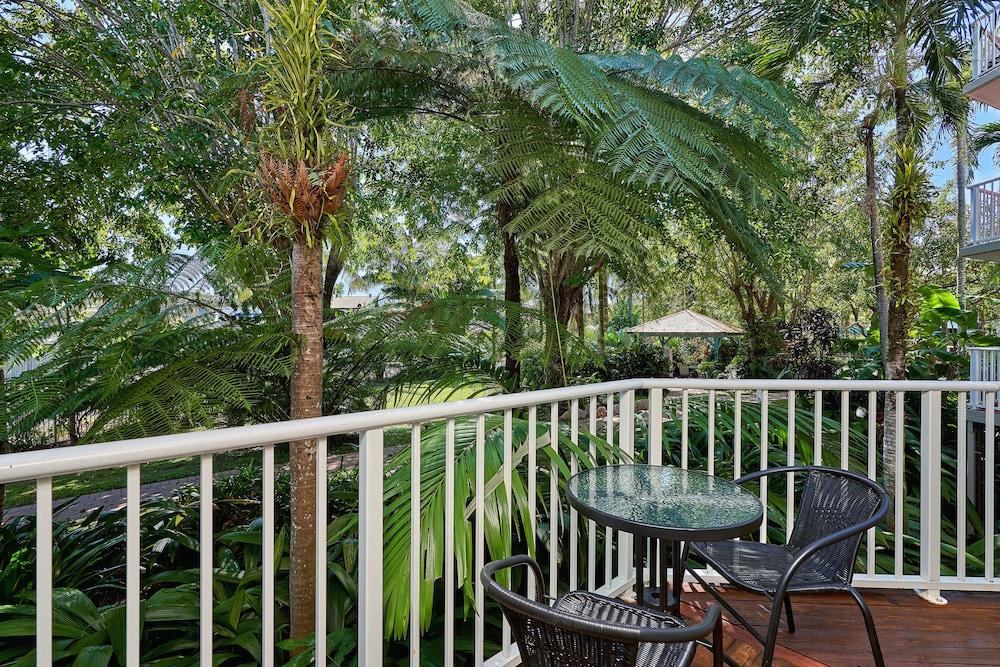 Tropical Oasis near Beach