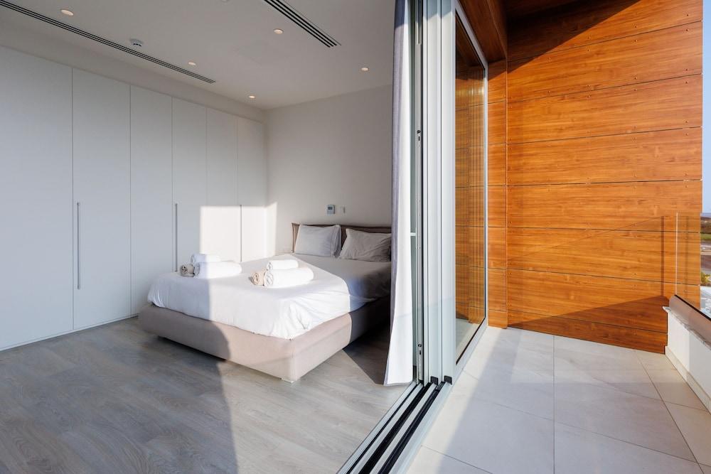 Napa Hills Seaview Villas