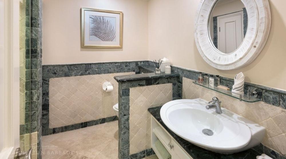 Schooner Bay 203 - Condo Lusca