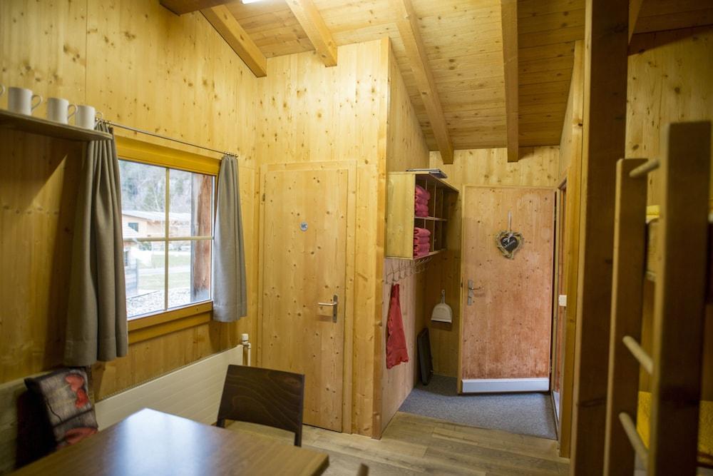 Hüttenhotel Husky Lodge