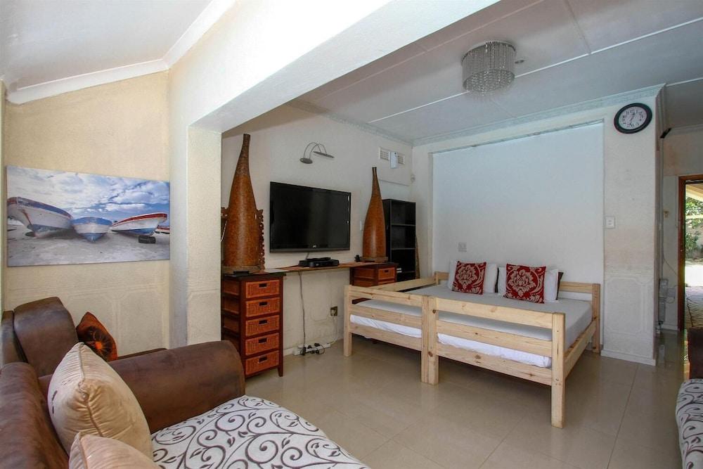 Umhlanga Backpackers