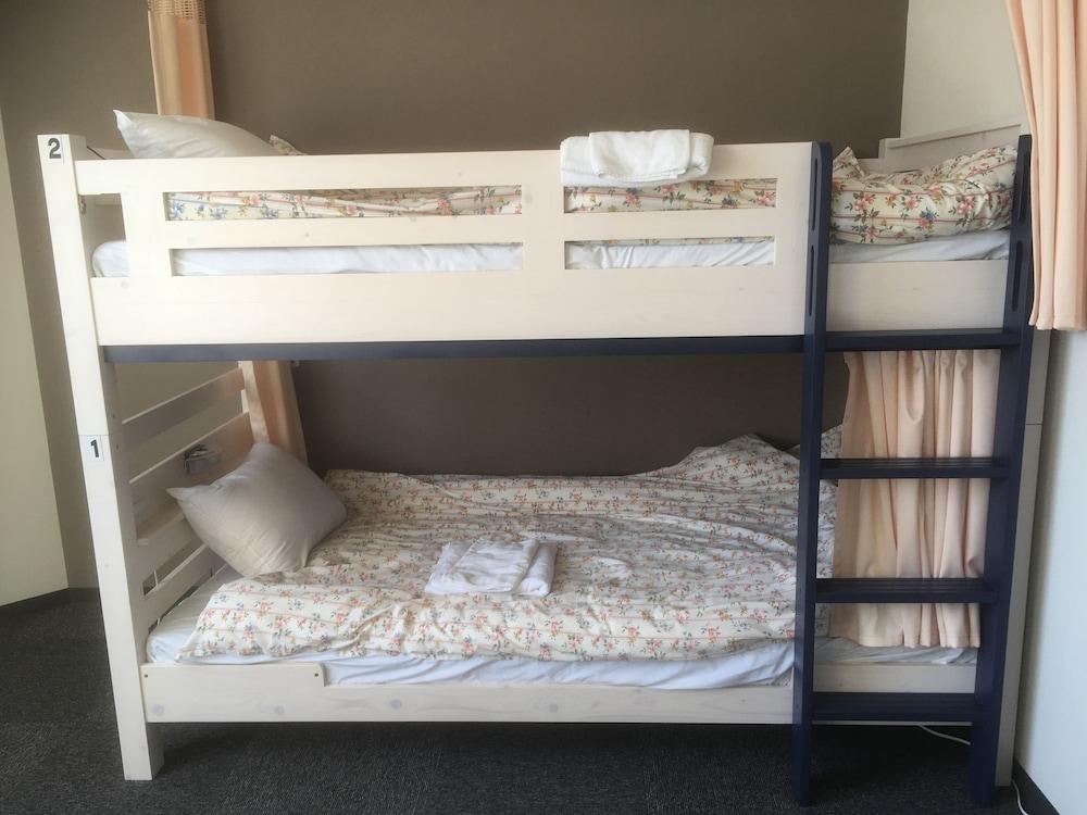 Business Hotel Akayane - Hostel