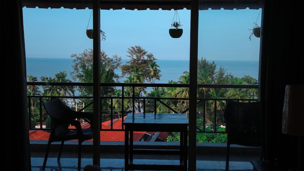 Casa De Lamore Sea View Resort