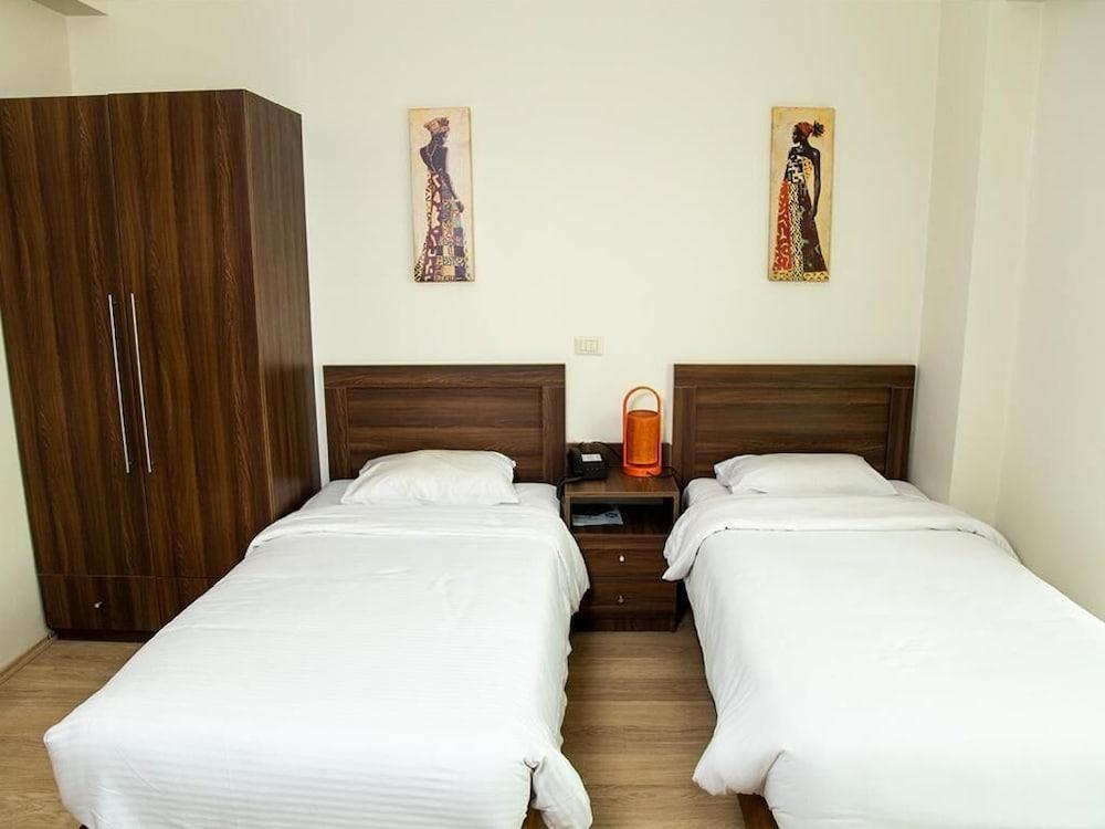 Vibes Hostel & SPA