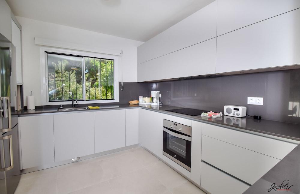 Great Villa Near Beach & Marbella