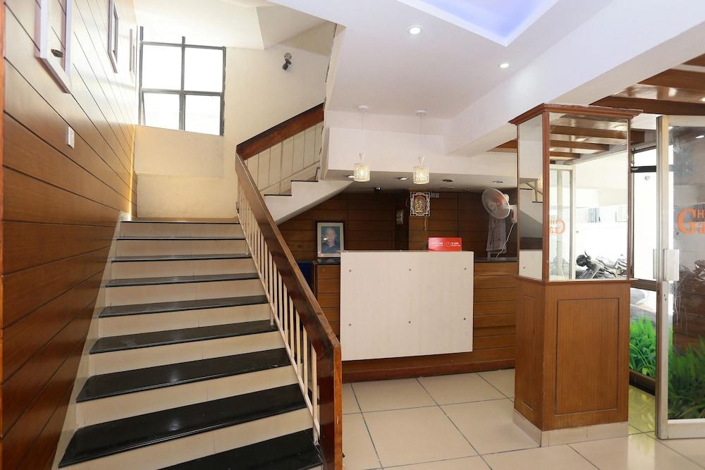 OYO 8220 Hotel Ganesh