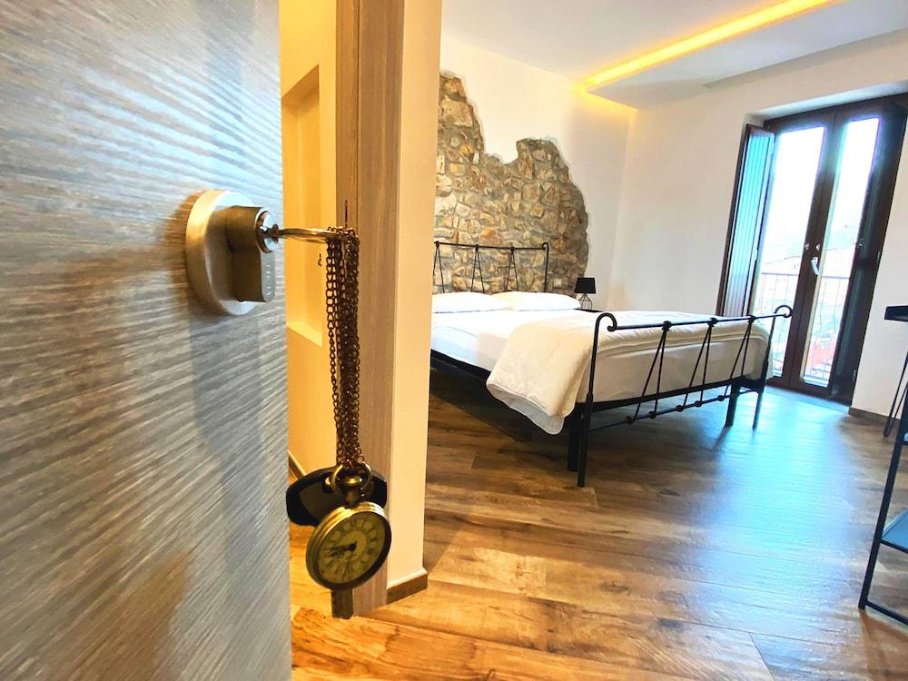 L'Orologio Bed & Breakfast