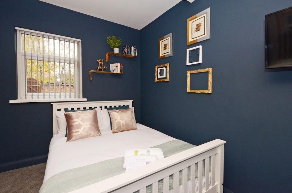 Townhouse Plus @ 301 West Street Crewe