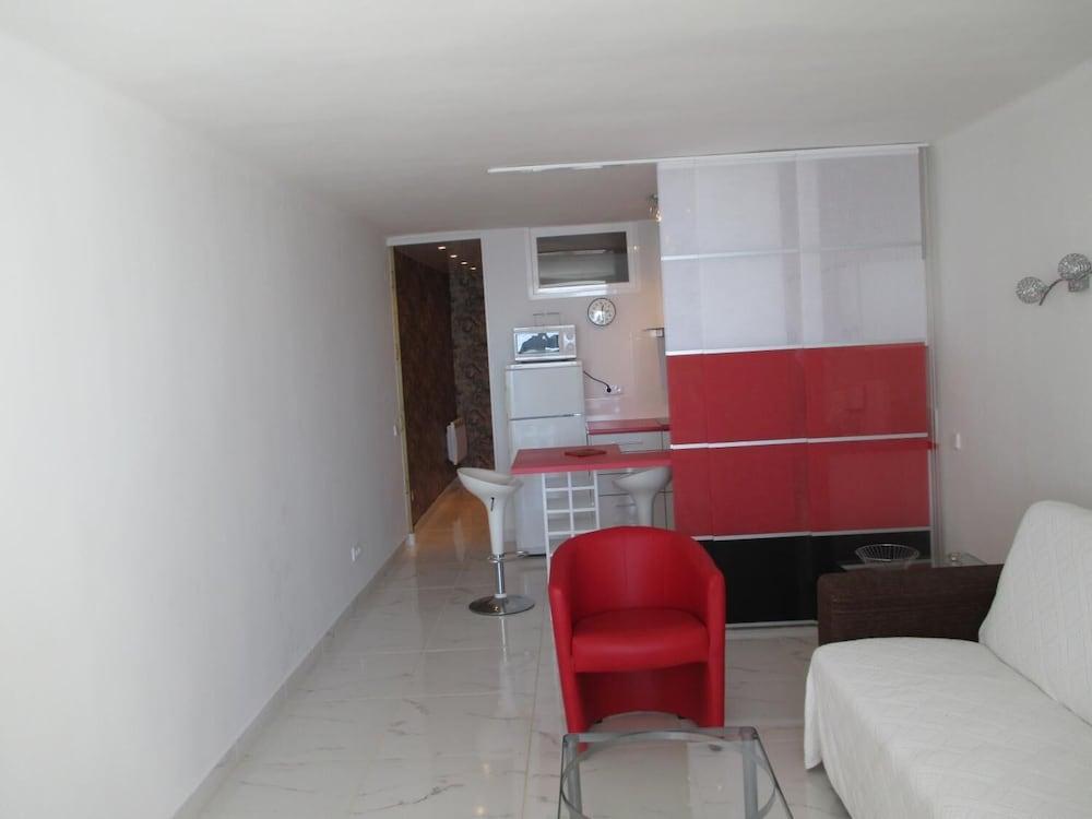 Apartamento Inmobahia - BI - 104
