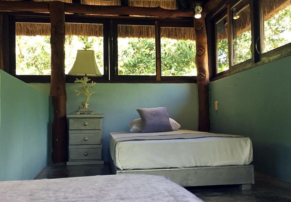 Raíces del Cielo Oasis Holístico