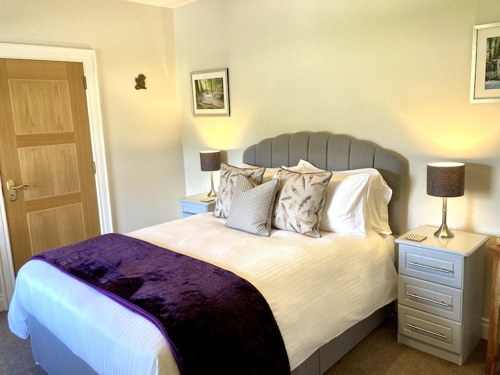 Mourne Country House