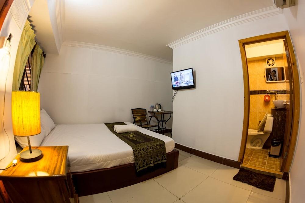 SKY Residence - 50m to Museum and Riverside