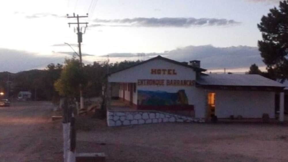 Hotel Entronque Barrancas