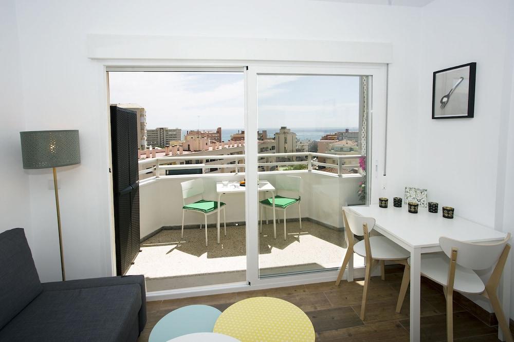 Lovely Quiet & Center Sea Views