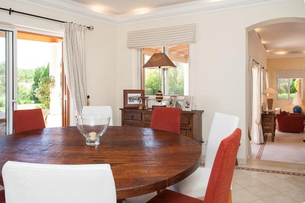 Villa in Quinta do Lago Resort 1055