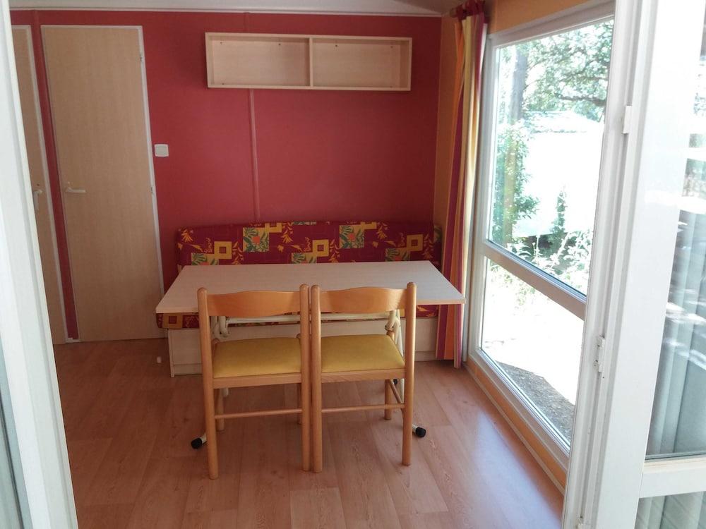 Camping Les Bois de Mont Redon