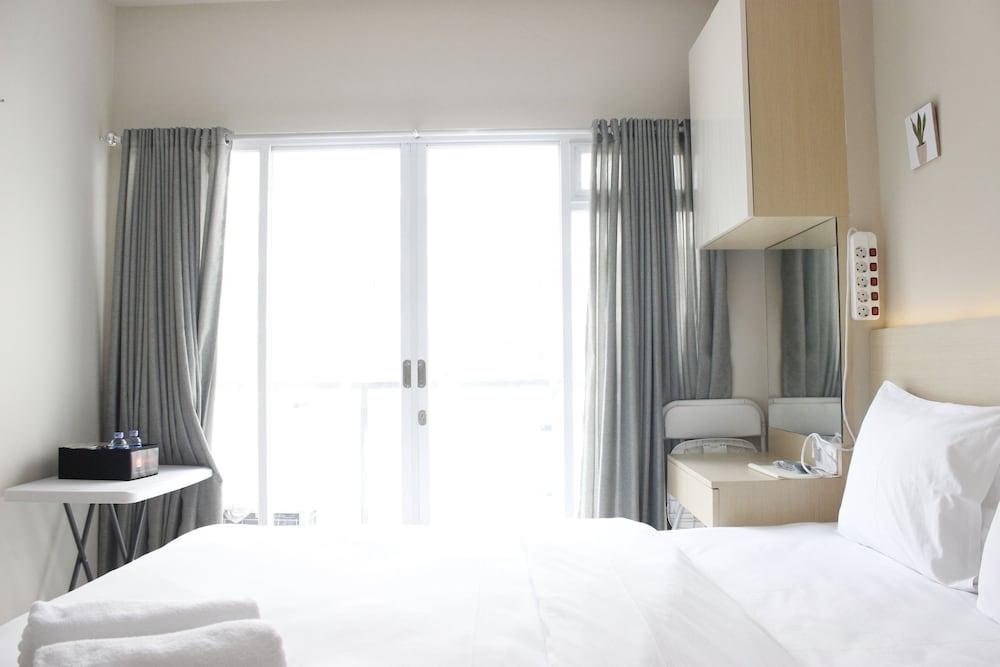 Homey Studio Gateway Pasteur Apartment near Exit Toll