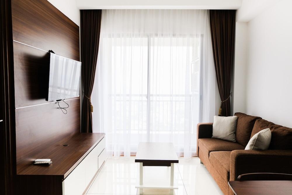 1BR Apartment at M-Town Residence near Summarecon Mall Serpong