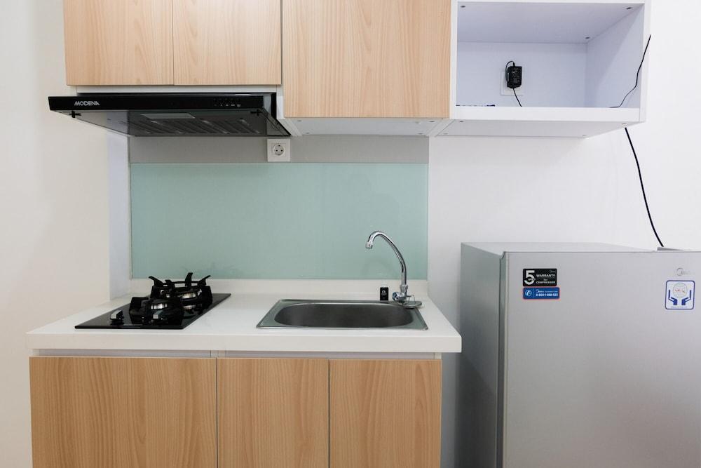 Comfy Studio at M-Town Gading Serpong Apartment