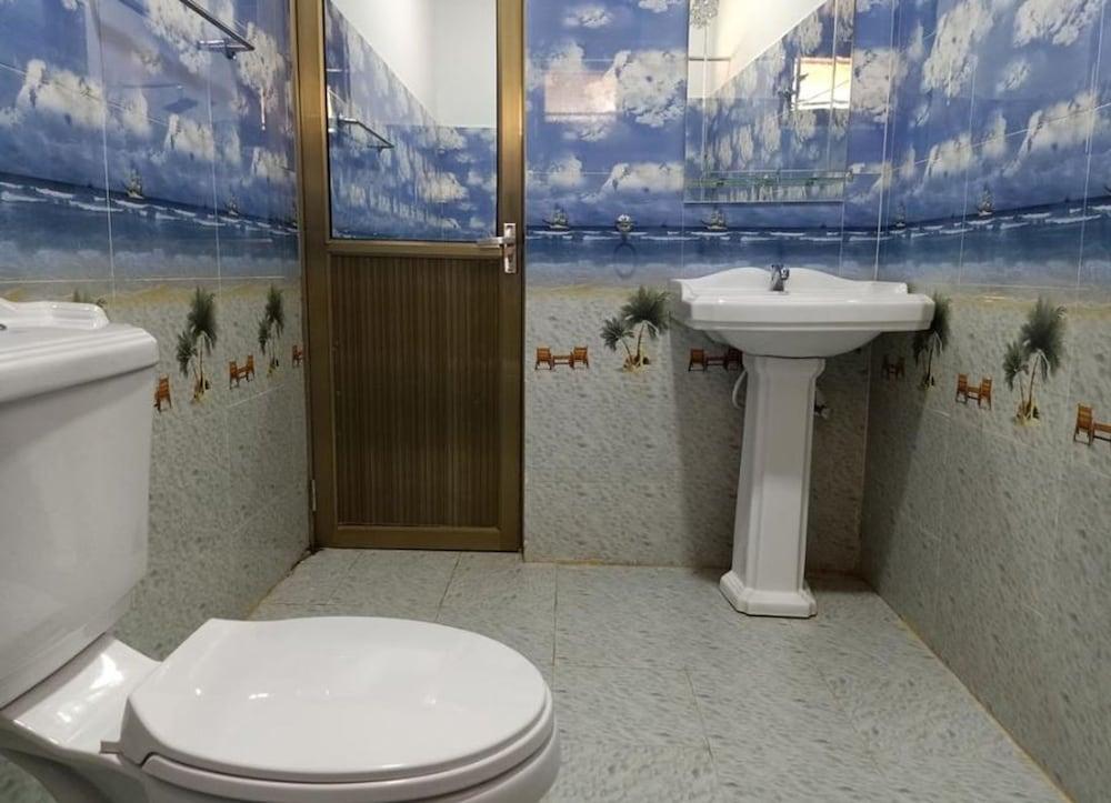 Blue Water Lily Yala