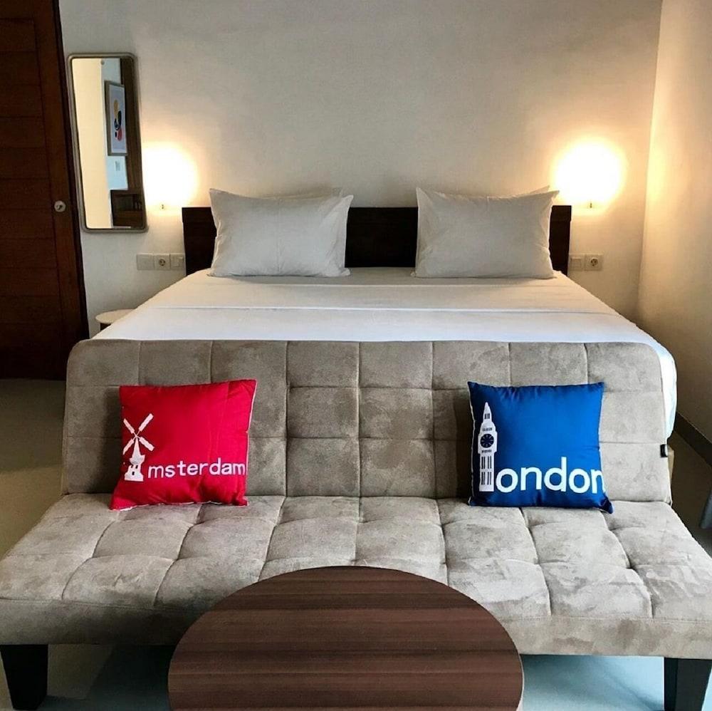 IOOVE Tanjung Seminyak Suites