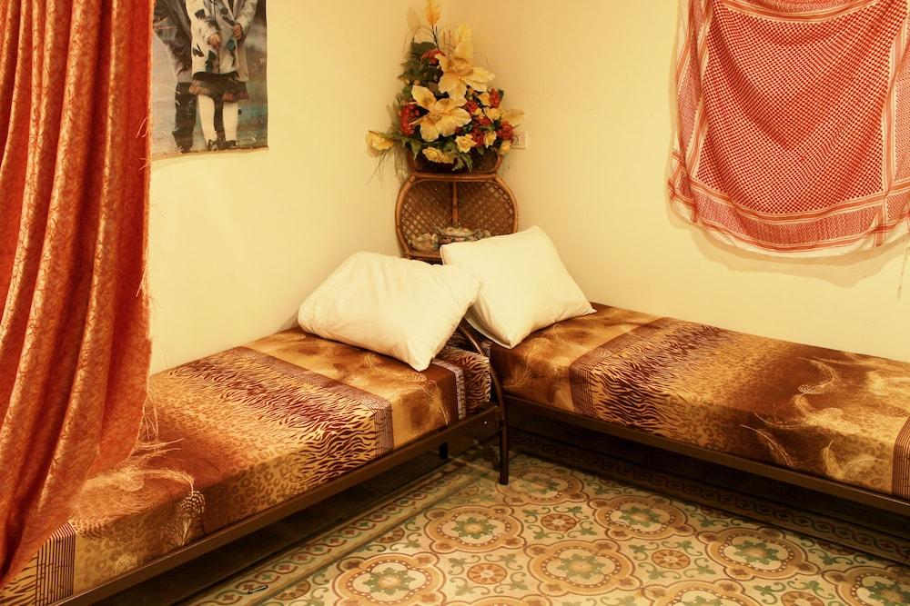 Friends Hostel.Area B