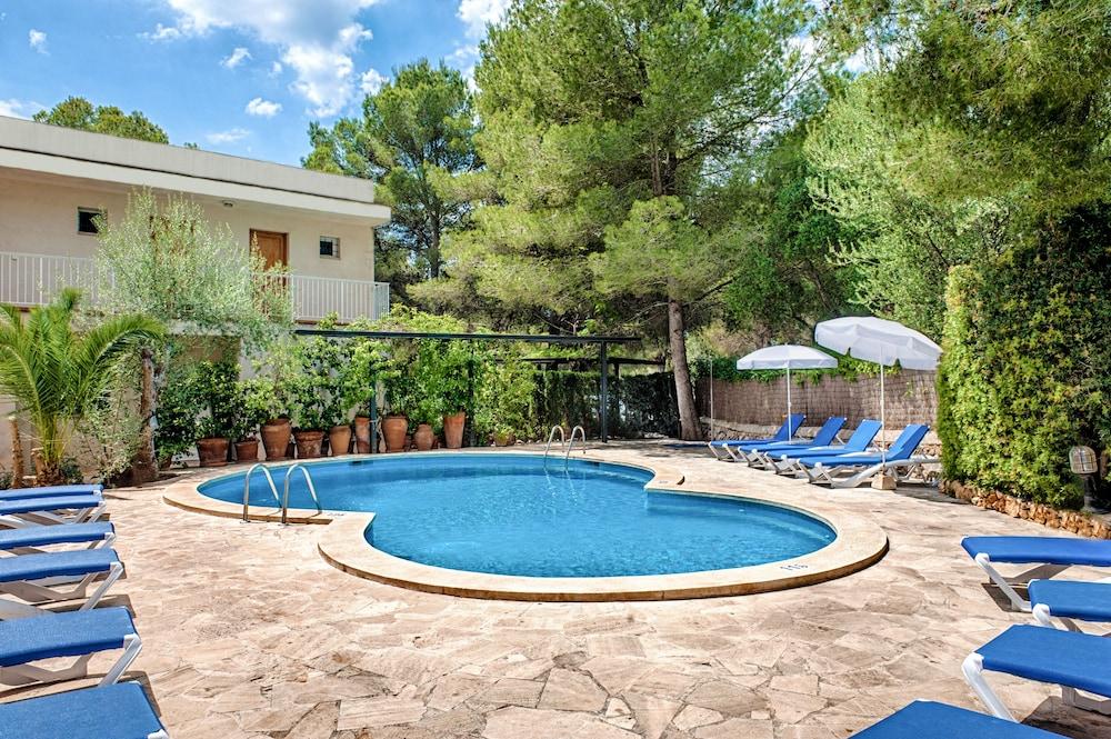 Apartamentos Cala Murada Minigolf